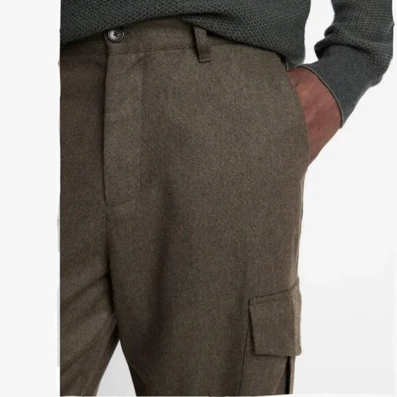 Vince Louie Relaxed Wool Flannel Cargo Pant in W31